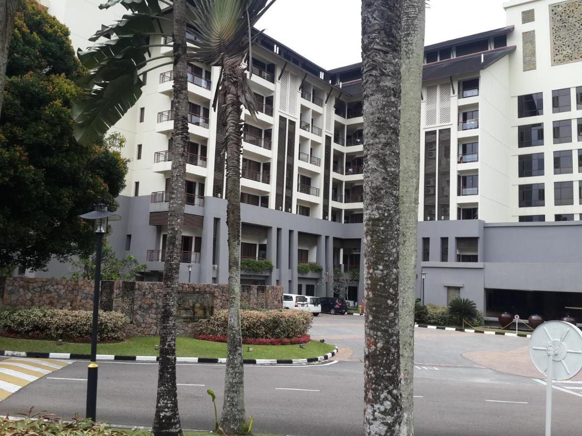 Pulai Spring Resort Kampung Kangkar Pulai Exteriör bild